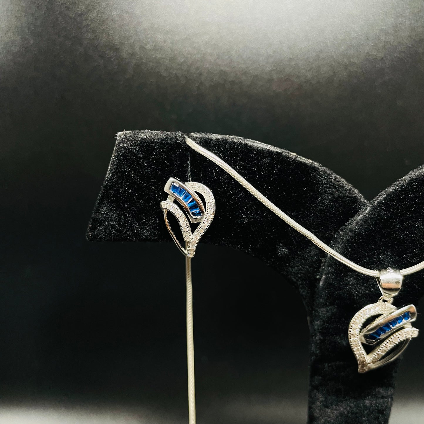 Blue Drop Pendant Set