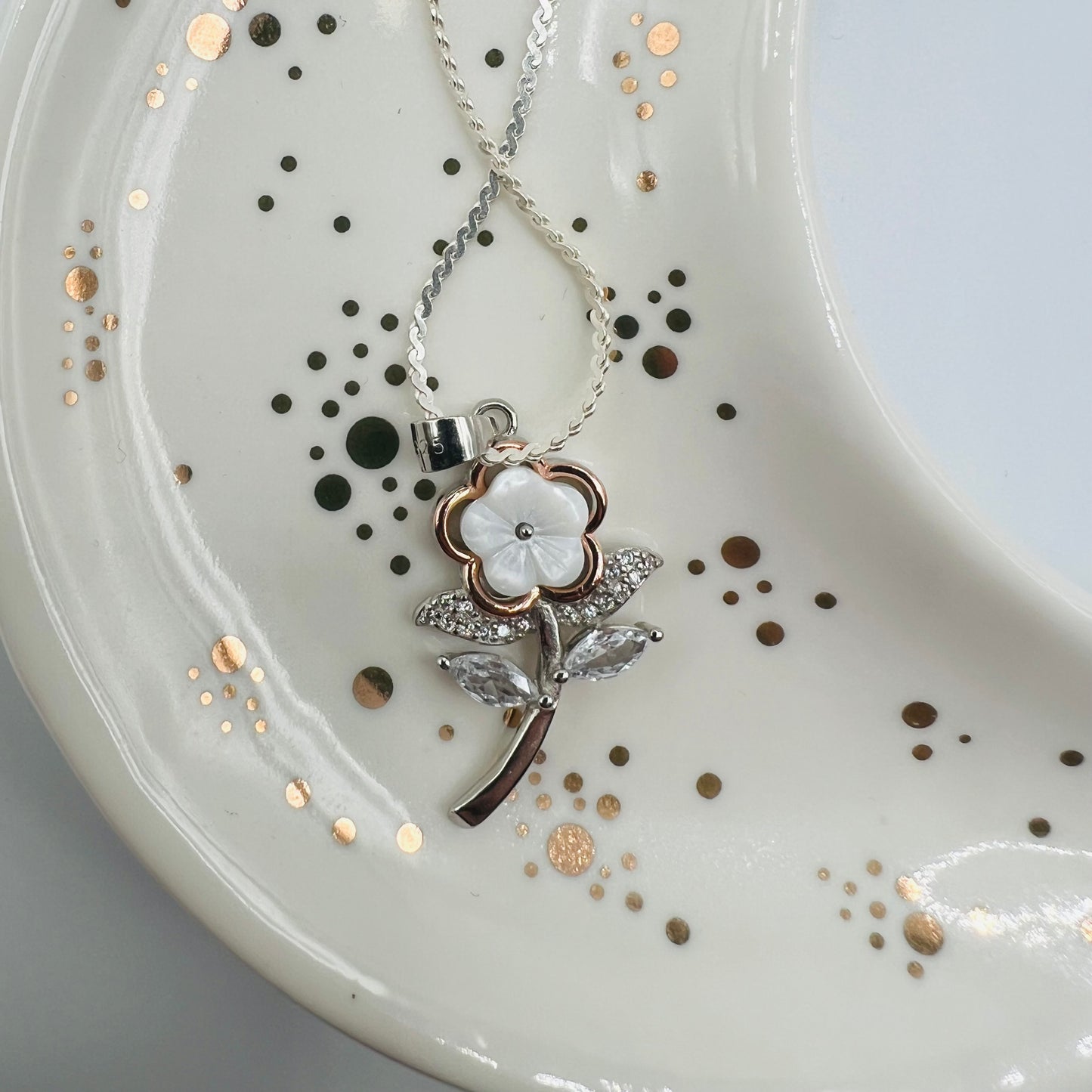 Flower Pendant