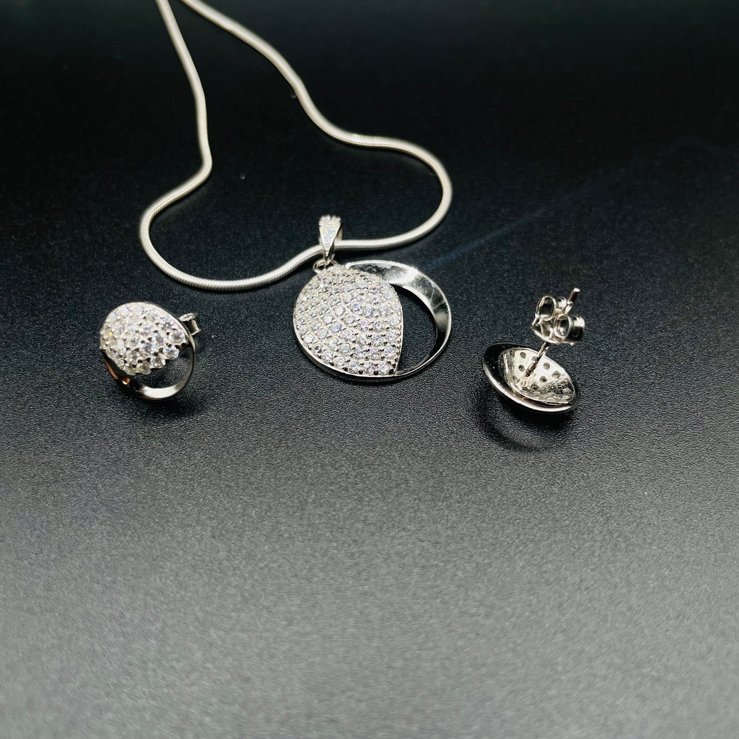 Half Moon Pendant Set