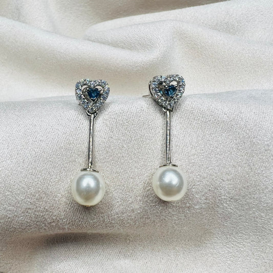 Heart Drop Pearl Earring