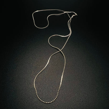 Single Twisted Chain